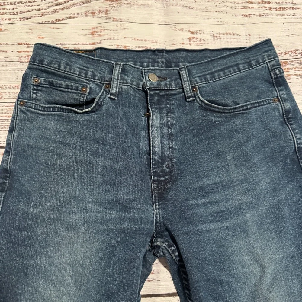Levi's 514 Straight Fit Dark Wash Denim Blue Jeans Men's Size 34x32 (Fits 32x29)